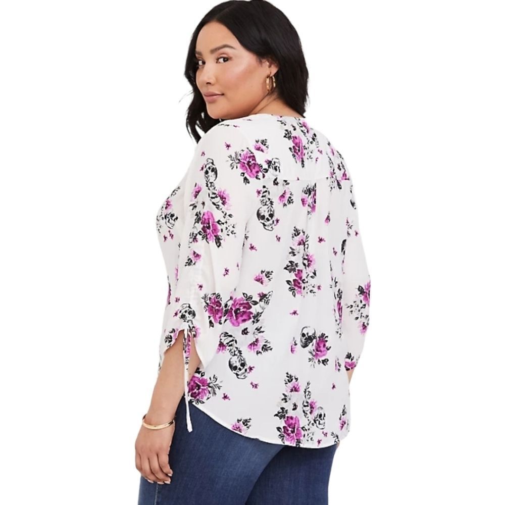 TORRID Size large v-neck tie -up longsleeve sheer floral Skull detail blouse - Picture 10 of 14